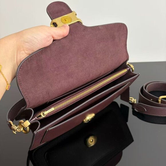 Coach Tabby envelope bag size 26*15*7.5cm - Picture 9 of 9